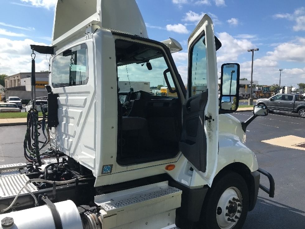 Day Cab Tractor-Heavy Duty Tractors-International-2020-LT625-Allentown-PA-245,545\n\t\tmiles-$ 34,000 - Image 12