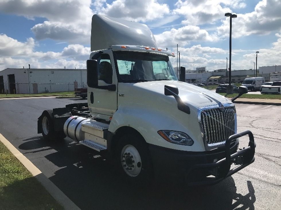 Day Cab Tractor-Heavy Duty Tractors-International-2020-LT625-Allentown-PA-245,545\n\t\tmiles-$ 34,000 - Image 3