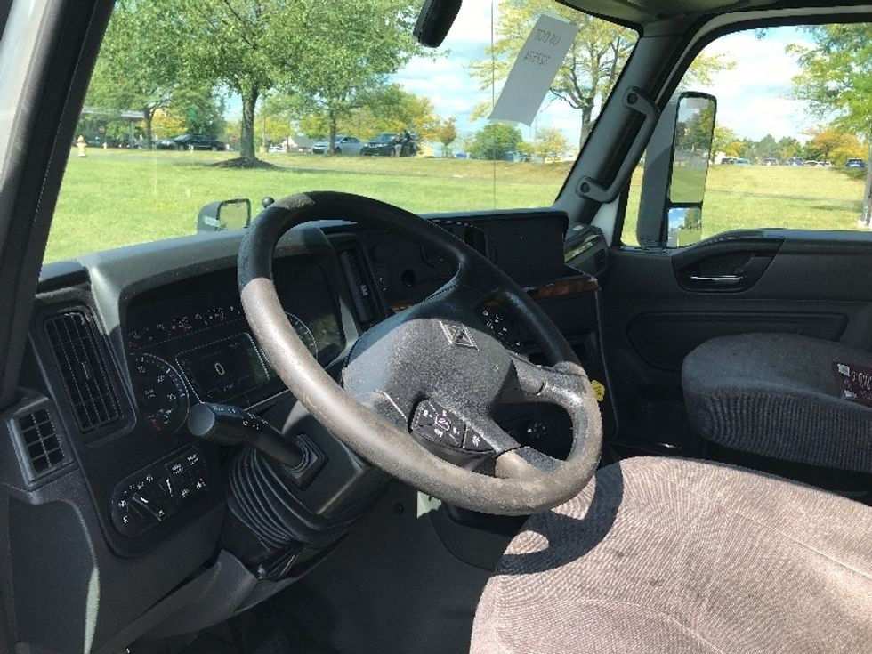 Day Cab Tractor-Heavy Duty Tractors-International-2020-LT625-Allentown-PA-297,883\n\t\tmiles-$ 32,500 - Image 10
