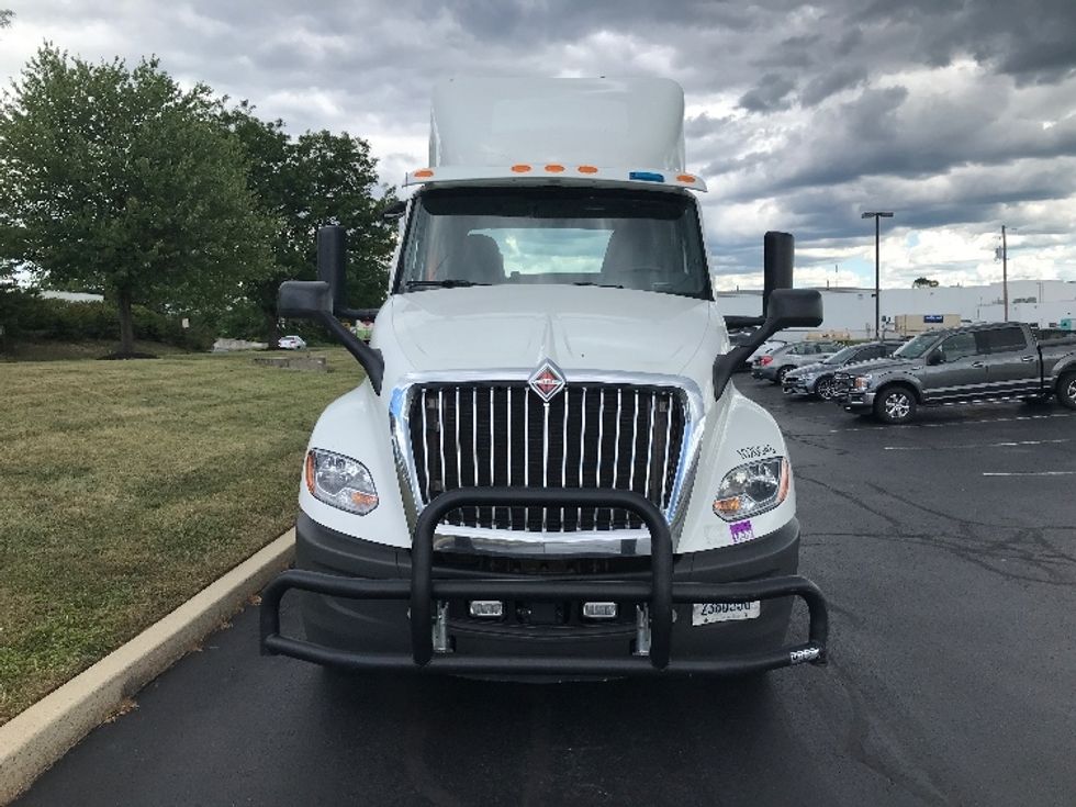 Day Cab Tractor-Heavy Duty Tractors-International-2020-LT625-Allentown-PA-312,380\n\t\tmiles-$ 43,750 - Image 2