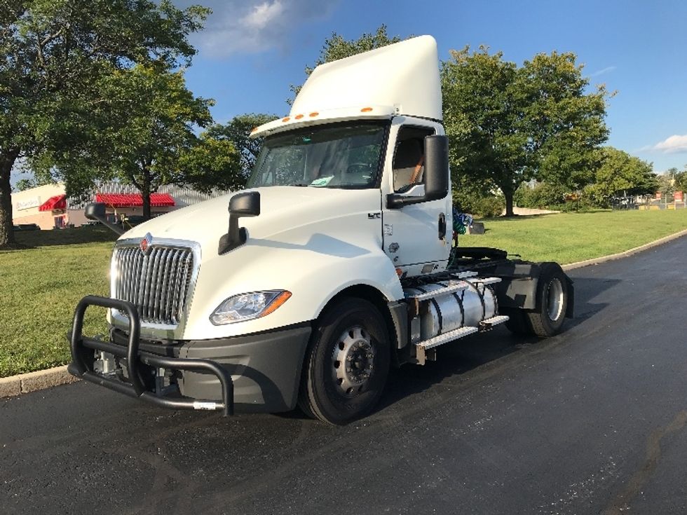 Day Cab Tractor-Heavy Duty Tractors-International-2020-LT625-Allentown-PA-320,226\n\t\tmiles-$ 31,500 - Image 3