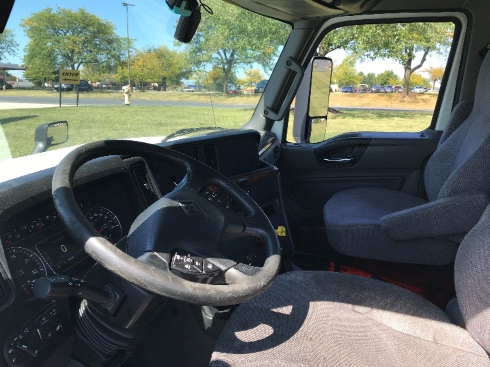 Day Cab Tractor-Heavy Duty Tractors-International-2020-LT625-Allentown-PA-334,991\n\t\tmiles-$ 30,750 - Image 10