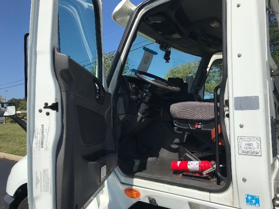 Day Cab Tractor-Heavy Duty Tractors-International-2020-LT625-Allentown-PA-347,561\n\t\tmiles-$ 30,250 - Image 9
