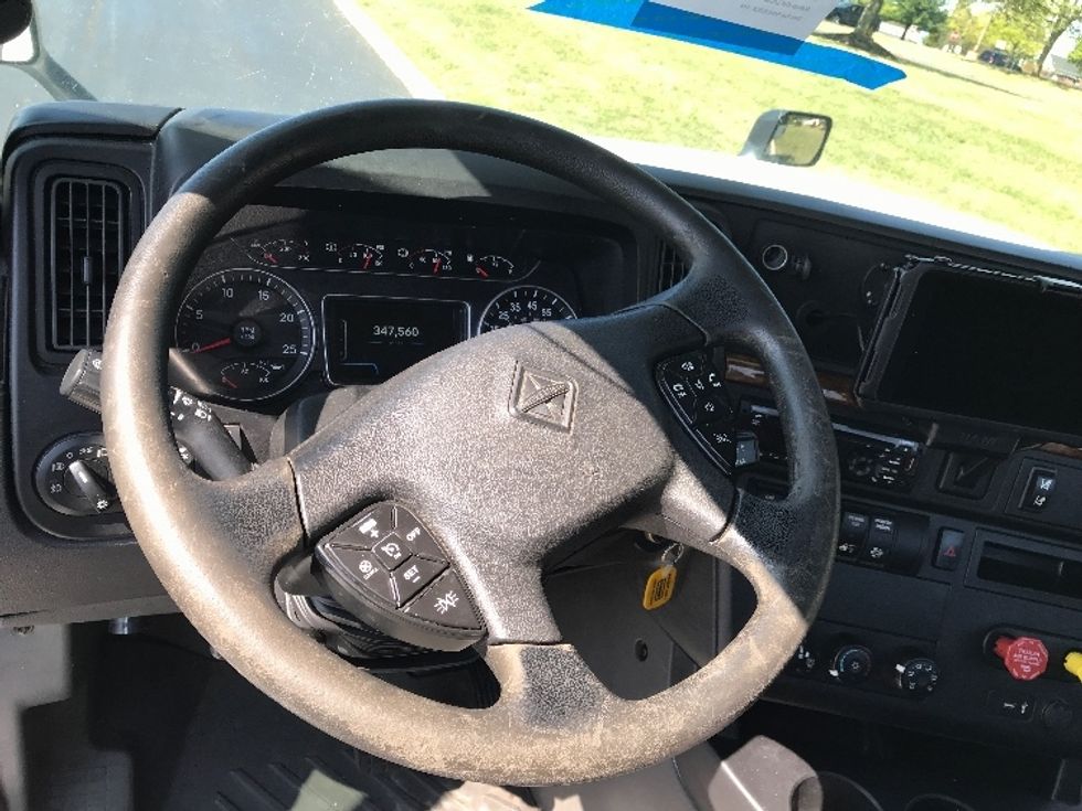 Day Cab Tractor-Heavy Duty Tractors-International-2020-LT625-Allentown-PA-347,562\n\t\tmiles-$ 25,500 - Image 11