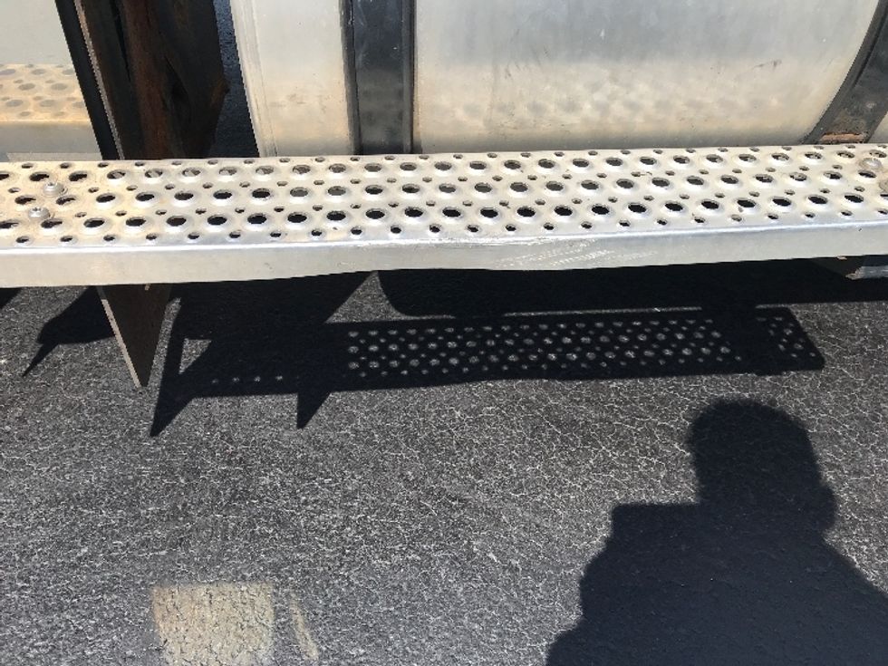 Day Cab Tractor-Heavy Duty Tractors-International-2020-LT625-Allentown-PA-347,605\n\t\tmiles-$ 42,000 - Image 17