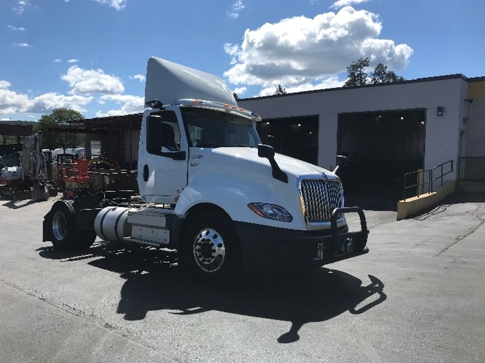 2018 Freightliner Cascadia 125" Sleeper Cab photo 18