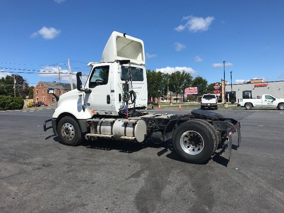 Day Cab Tractor-Heavy Duty Tractors-International-2020-LT625-Allentown-PA-368,810\n\t\tmiles-$ 29,250 - Image 5