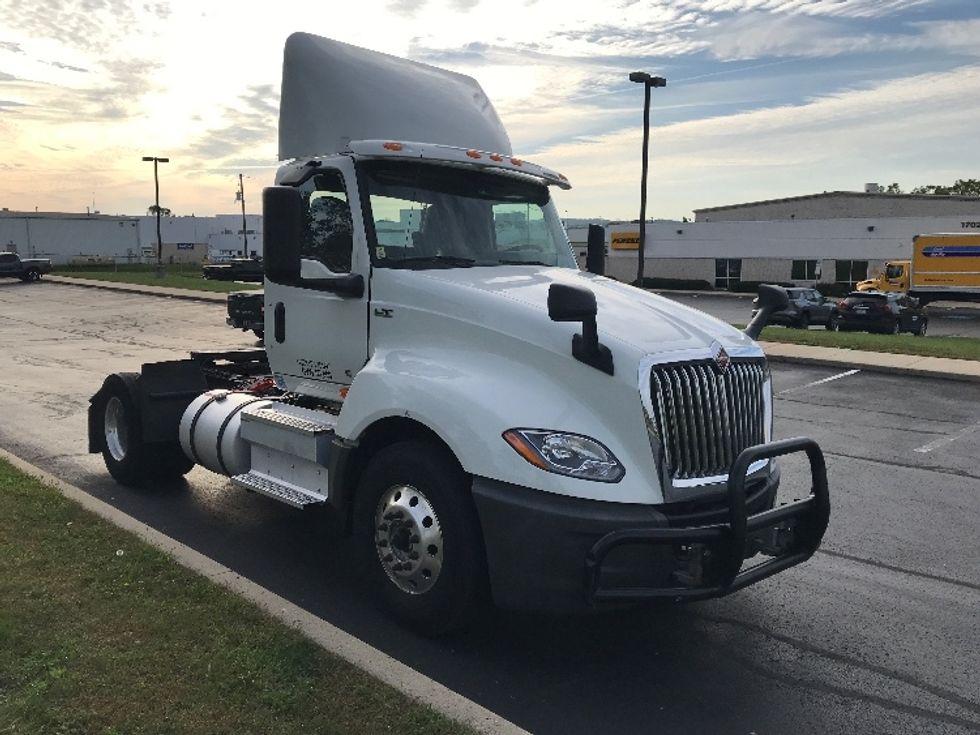 2019 International RH613 RH photo 16