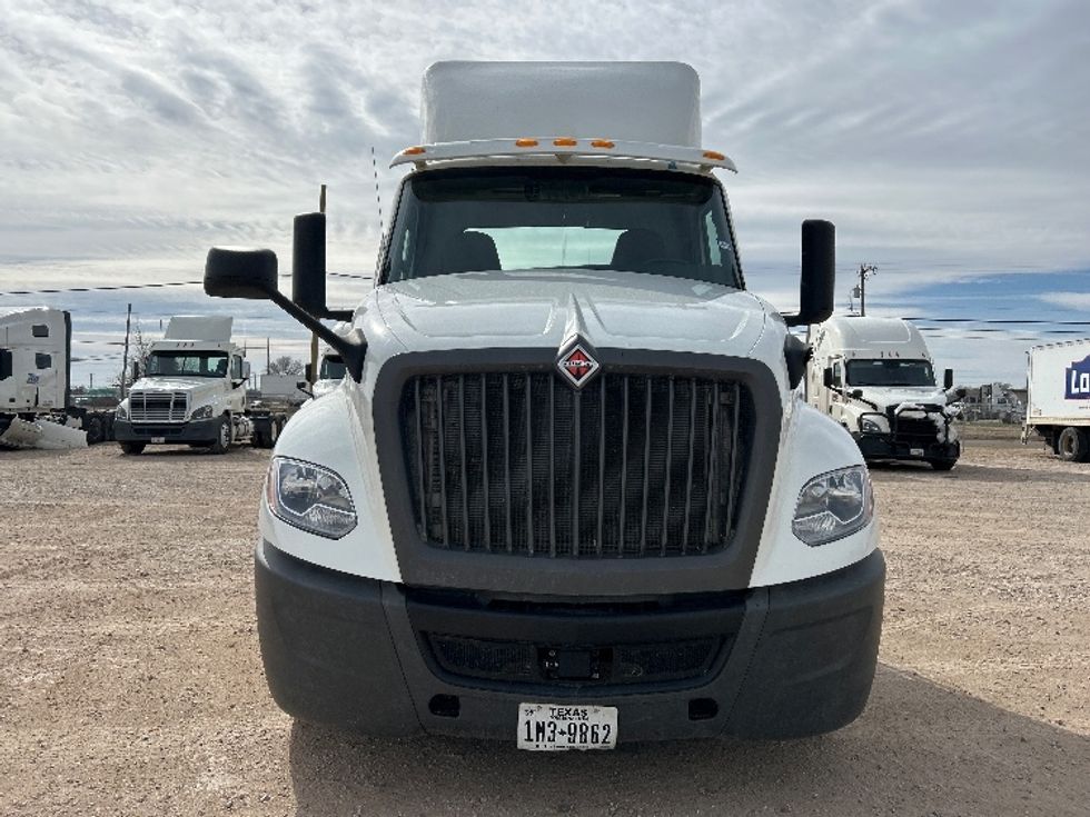 Day Cab Tractor-Heavy Duty Tractors-International-2020-LT625-Amarillo-TX-146,154\n\t\tmiles-$ 44,000 - Image 2