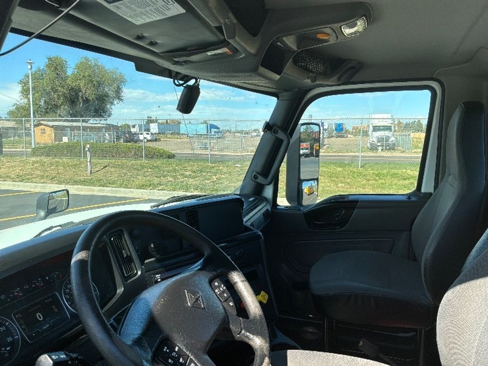 Day Cab Tractor-Heavy Duty Tractors-International-2020-LT625-Aurora-CO-122,278\n\t\tmiles-$ 34,000 - Image 10