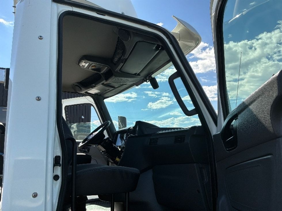 Day Cab Tractor-Heavy Duty Tractors-International-2020-LT625-Aurora-CO-122,278\n\t\tmiles-$ 34,000 - Image 12