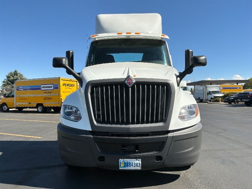 Day Cab Tractor-Heavy Duty Tractors-International-2020-LT625-Aurora-CO-122,278\n\t\tmiles-$ 34,000 - Image 2