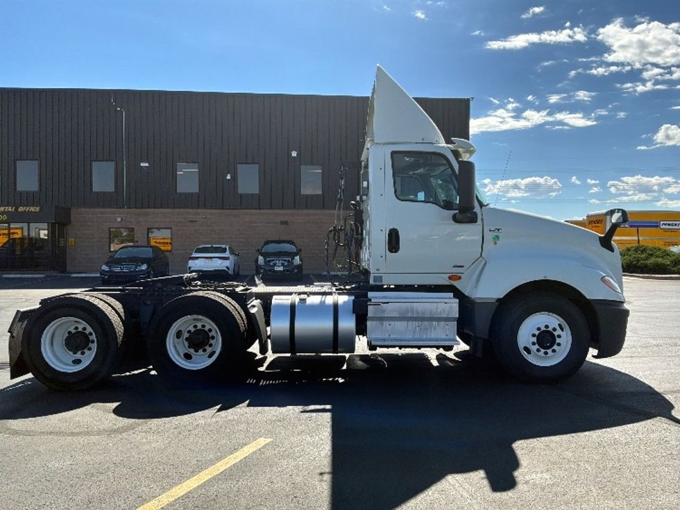 Day Cab Tractor-Heavy Duty Tractors-International-2020-LT625-Aurora-CO-122,278\n\t\tmiles-$ 34,000 - Image 8