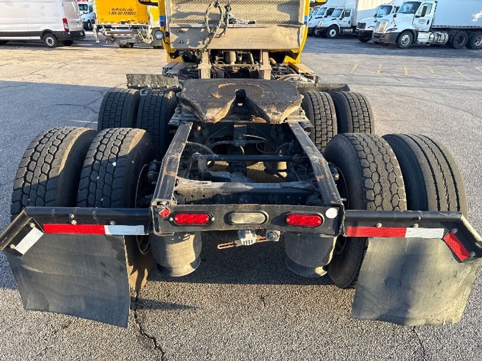Day Cab Tractor-Heavy Duty Tractors-International-2020-LT625-Austin-TX-217,538\n\t\tmiles-$ 34,250 - Image 6