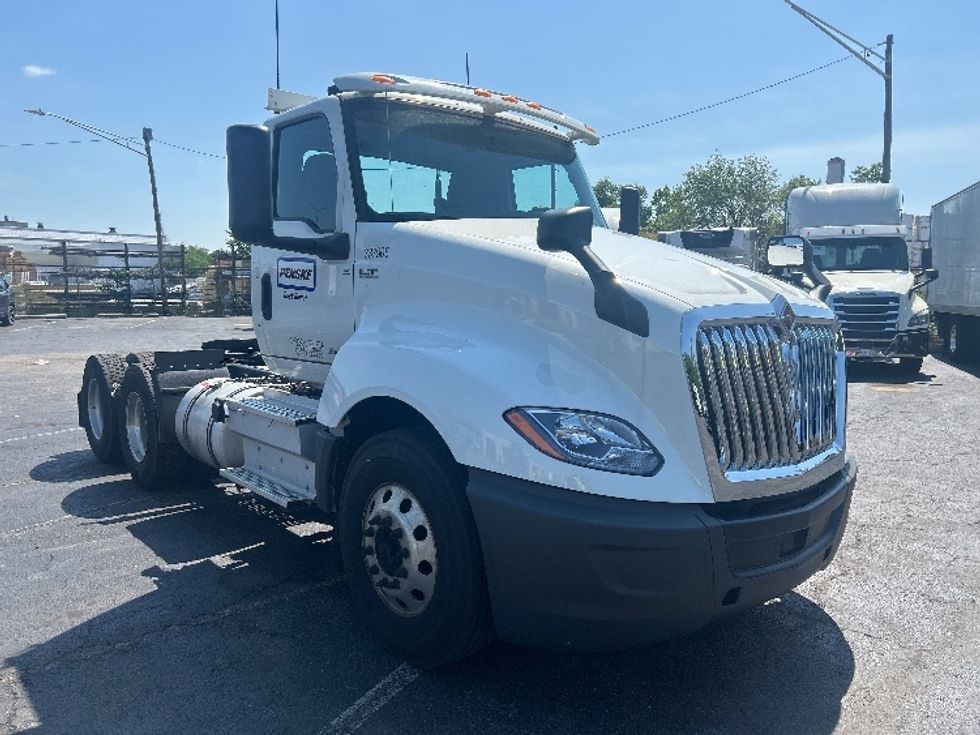 Day Cab Tractor-Heavy Duty Tractors-International-2020-LT625-Baltimore-MD-428,979\n\t\tmiles-$ 26,250 - Image 1