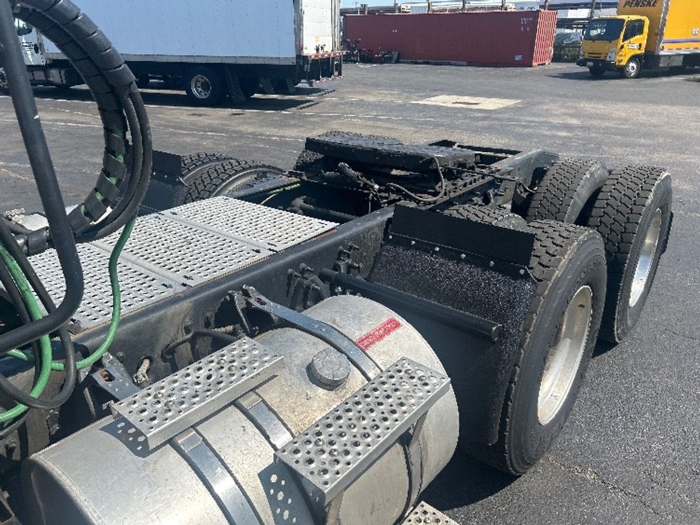 Day Cab Tractor-Heavy Duty Tractors-International-2020-LT625-Baltimore-MD-428,979\n\t\tmiles-$ 26,250 - Image 17