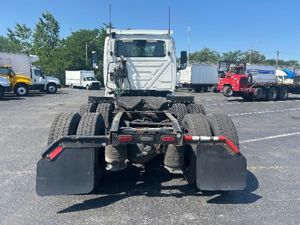 Day Cab Tractor-Heavy Duty Tractors-International-2020-LT625-Baltimore-MD-428,979\n\t\tmiles-$ 26,250 - Image 6