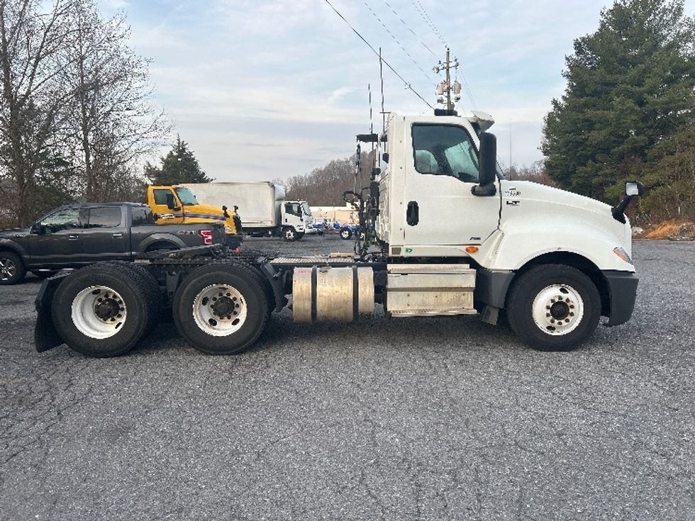 Day Cab Tractor-Heavy Duty Tractors-International-2020-LT625-Blountville-TN-219,184\n\t\tmiles-$ 35,250 - Image 8