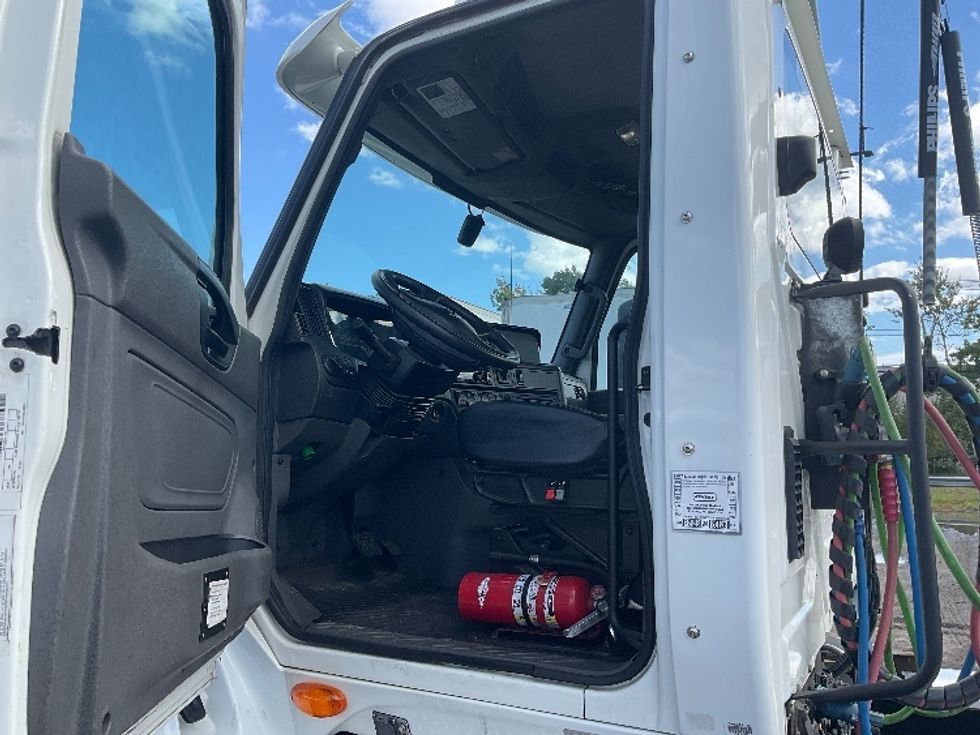 Day Cab Tractor-Heavy Duty Tractors-International-2020-LT625-Braintree-MA-130,162\n\t\tmiles-$ 44,500 - Image 9