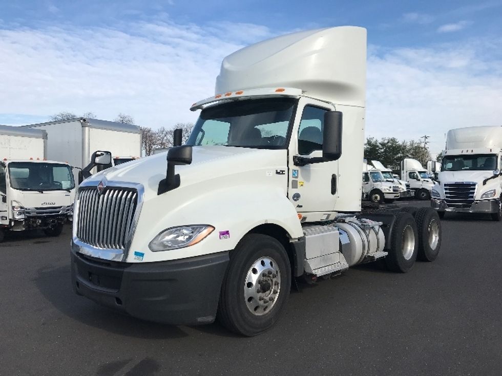 Day Cab Tractor-Heavy Duty Tractors-International-2020-LT625-Burlington-NJ-214,796\n\t\tmiles-$ 35,500 - Image 3