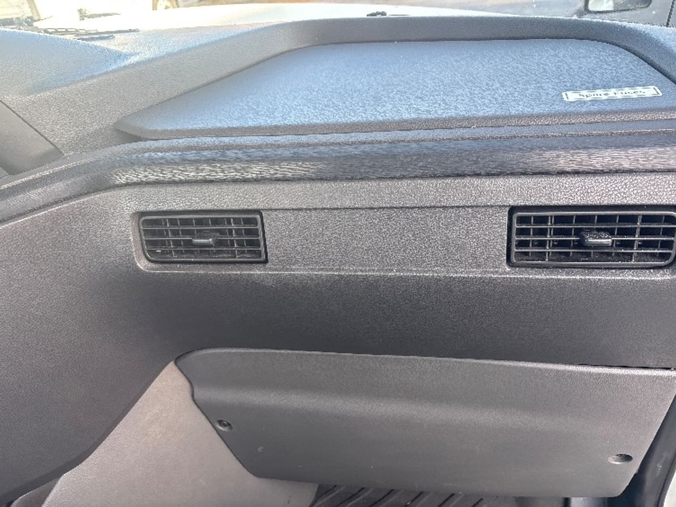 Day Cab Tractor-Heavy Duty Tractors-International-2020-LT625-Burlington-NJ-369,995\n\t\tmiles-$ 28,500 - Image 13