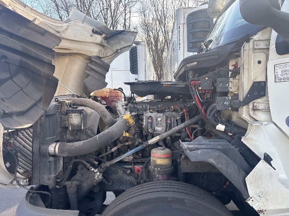 Day Cab Tractor-Heavy Duty Tractors-International-2020-LT625-Burlington-NJ-369,995\n\t\tmiles-$ 28,500 - Image 16