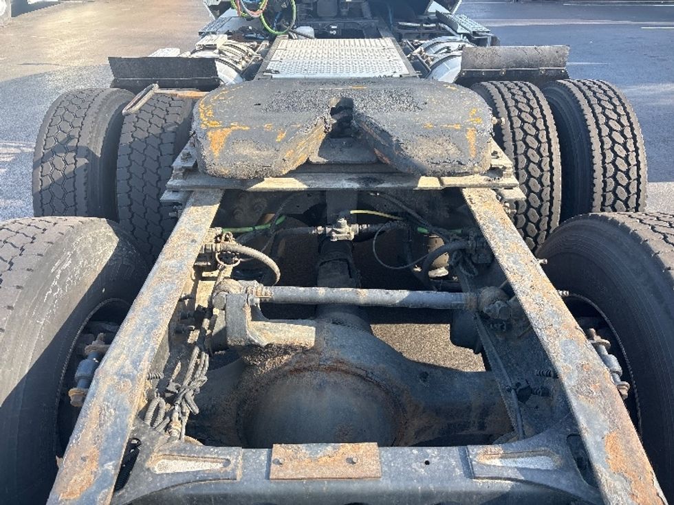 Day Cab Tractor-Heavy Duty Tractors-International-2020-LT625-Burlington-NJ-369,995\n\t\tmiles-$ 28,500 - Image 6