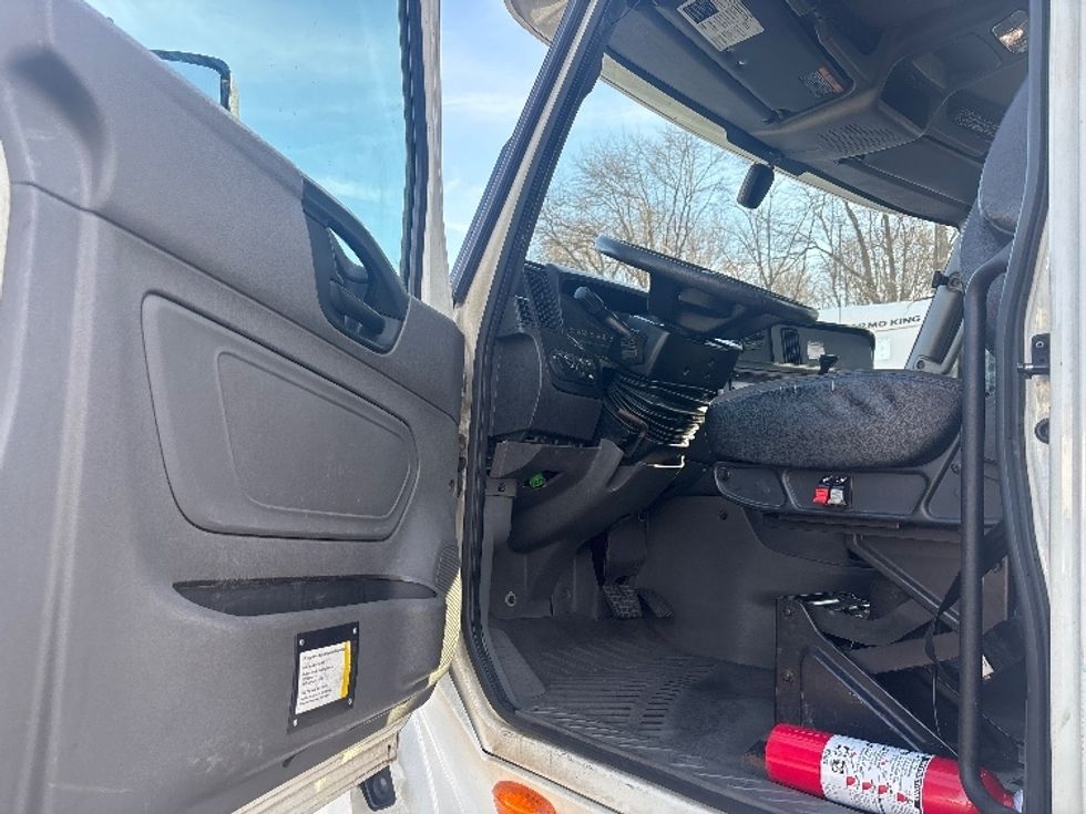 Day Cab Tractor-Heavy Duty Tractors-International-2020-LT625-Burlington-NJ-369,995\n\t\tmiles-$ 28,500 - Image 9