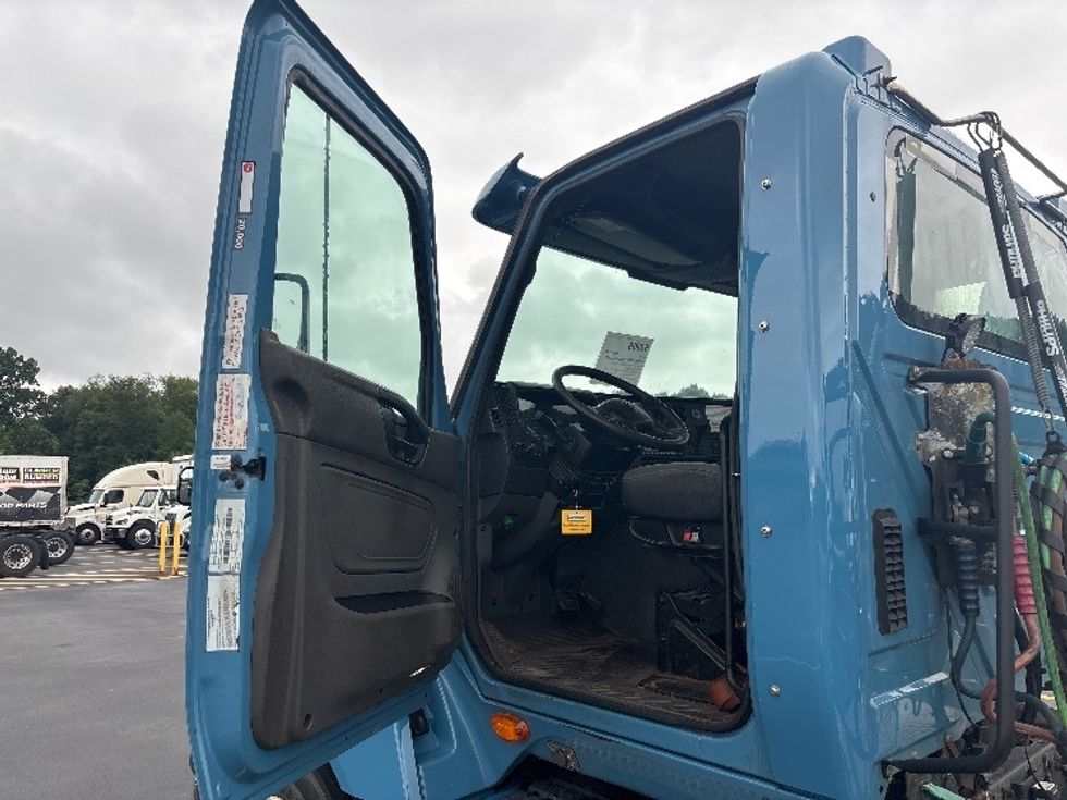 Day Cab Tractor-Heavy Duty Tractors-International-2020-LT625-Byron Center-MI-538,972\n\t\tmiles-$ 29,500 - Image 9