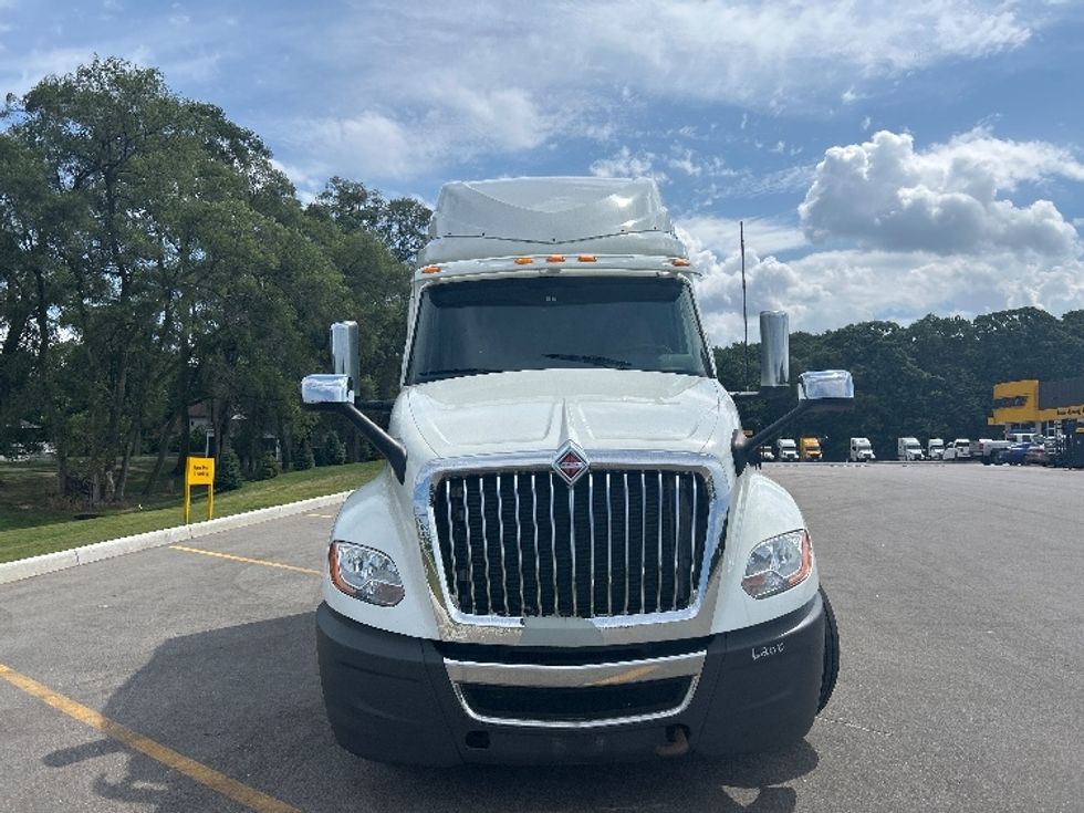 Day Cab Tractor-Heavy Duty Tractors-International-2020-LT625-Byron Center-MI-757,949\n\t\tmiles-$ 27,250 - Image 2