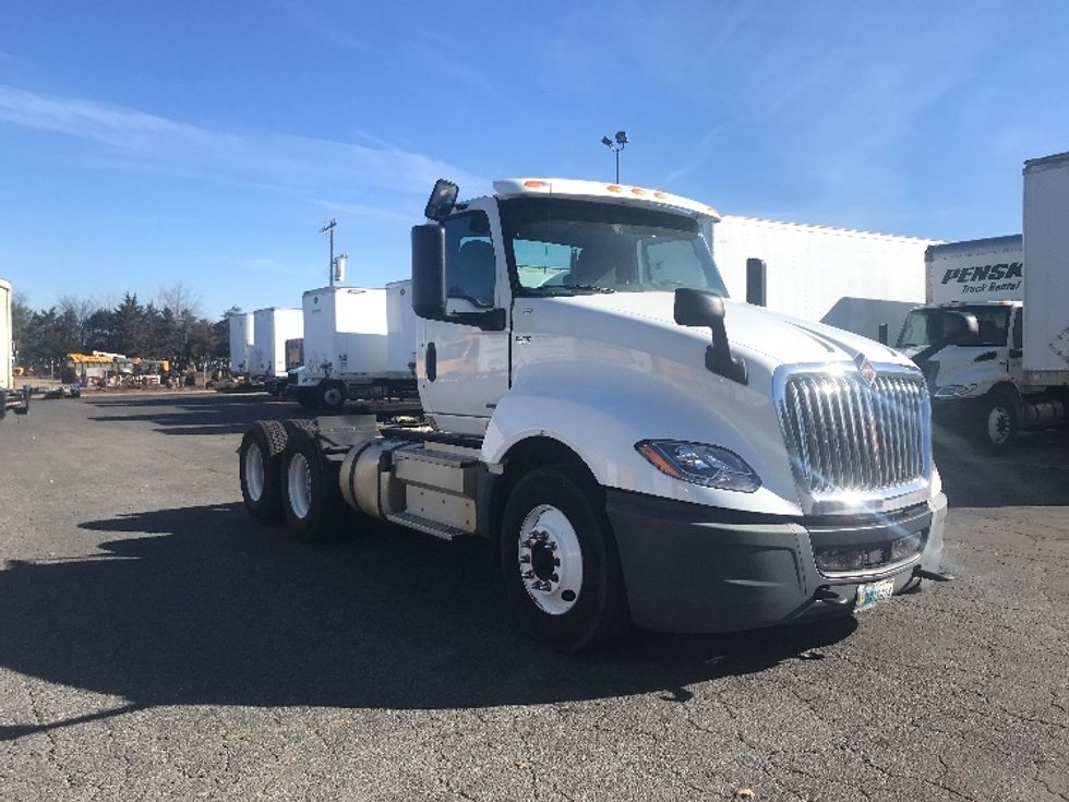 Day Cab Tractor-Heavy Duty Tractors-International-2020-LT625-Charlotte-NC-265,213\n\t\tmiles-$ 39,000 - Image 1
