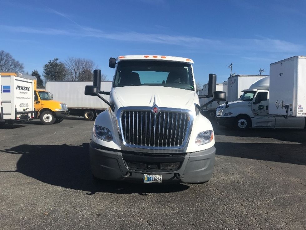 Day Cab Tractor-Heavy Duty Tractors-International-2020-LT625-Charlotte-NC-265,213\n\t\tmiles-$ 39,000 - Image 2