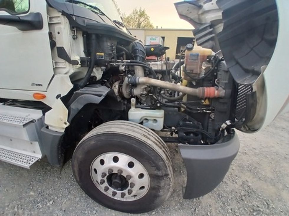 Day Cab Tractor-Heavy Duty Tractors-International-2020-LT625-Charlotte-NC-375,001\n\t\tmiles-$ 39,250 - Image 10