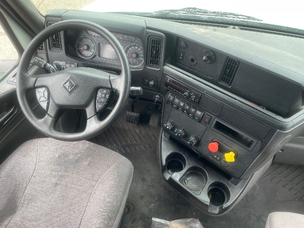 Day Cab Tractor-Heavy Duty Tractors-International-2020-LT625-Chester-VA-215,959\n\t\tmiles-$ 30,000 - Image 11