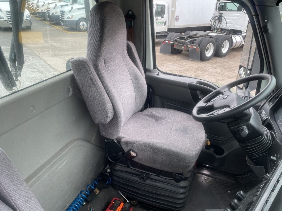 Day Cab Tractor-Heavy Duty Tractors-International-2020-LT625-Chester-VA-215,959\n\t\tmiles-$ 30,000 - Image 12