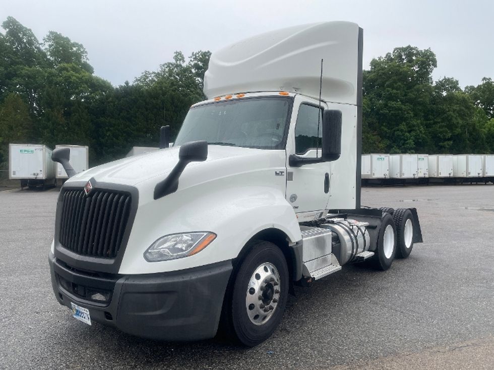 Day Cab Tractor-Heavy Duty Tractors-International-2020-LT625-Chester-VA-215,959\n\t\tmiles-$ 30,000 - Image 3