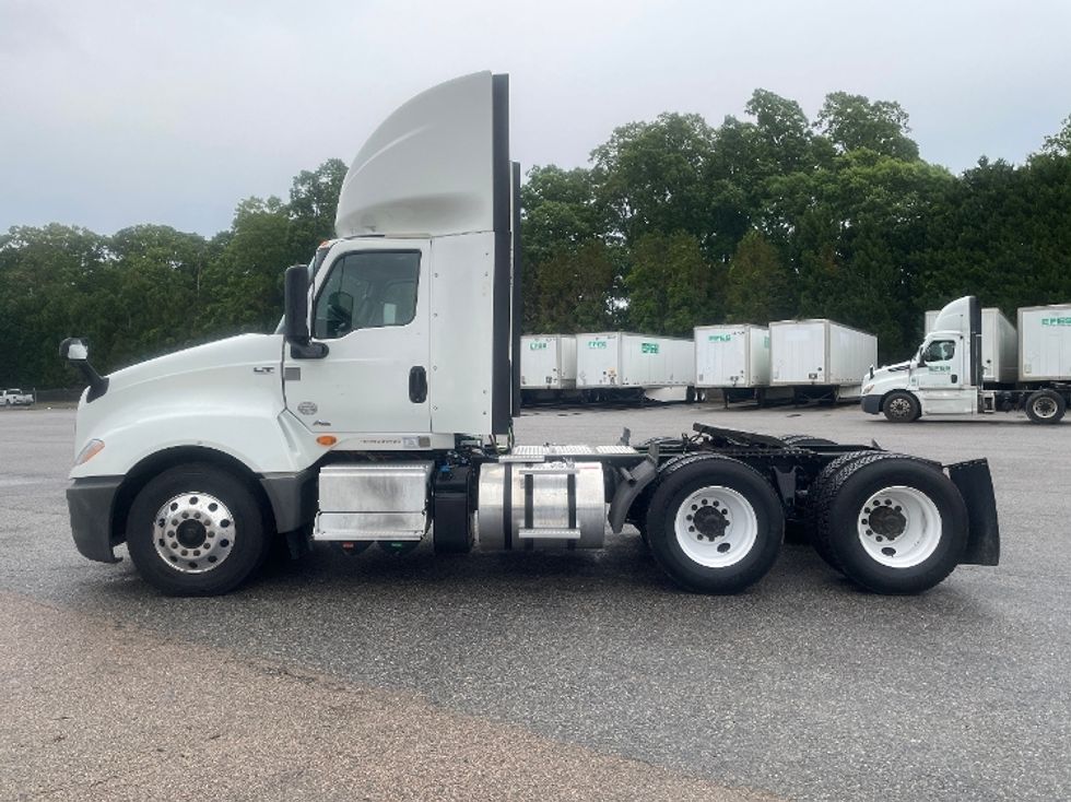 Day Cab Tractor-Heavy Duty Tractors-International-2020-LT625-Chester-VA-215,959\n\t\tmiles-$ 30,000 - Image 7