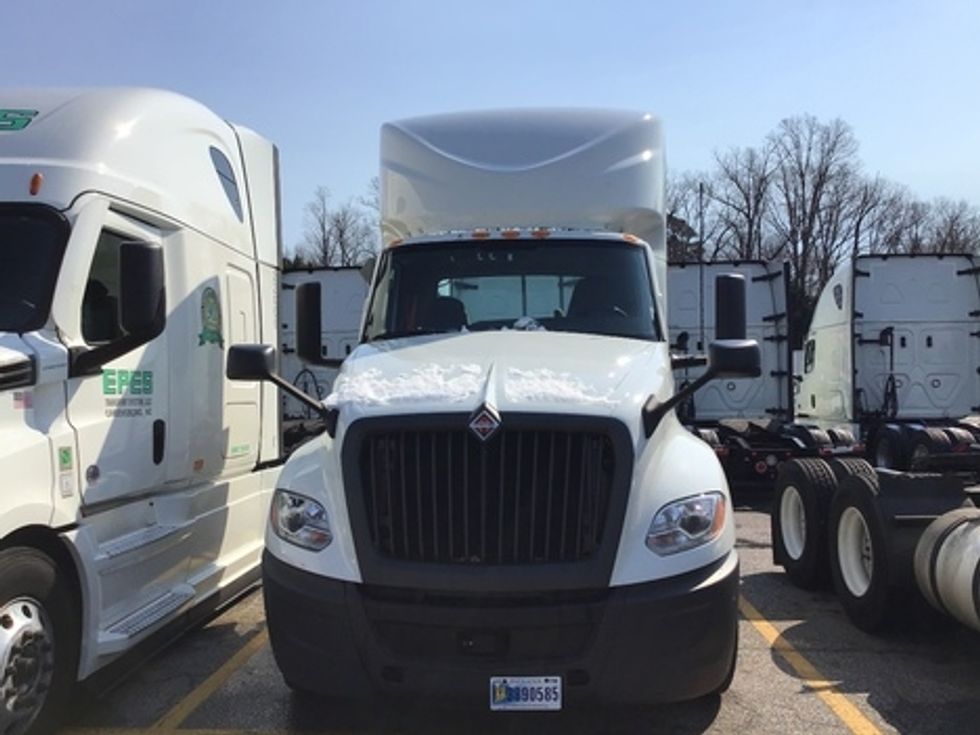 Day Cab Tractor-Heavy Duty Tractors-International-2020-LT625-Chester-VA-262,152\n\t\tmiles-$ 45,750 - Image 2