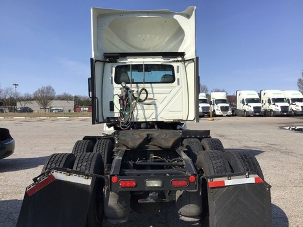 Day Cab Tractor-Heavy Duty Tractors-International-2020-LT625-Chester-VA-262,152\n\t\tmiles-$ 45,750 - Image 6