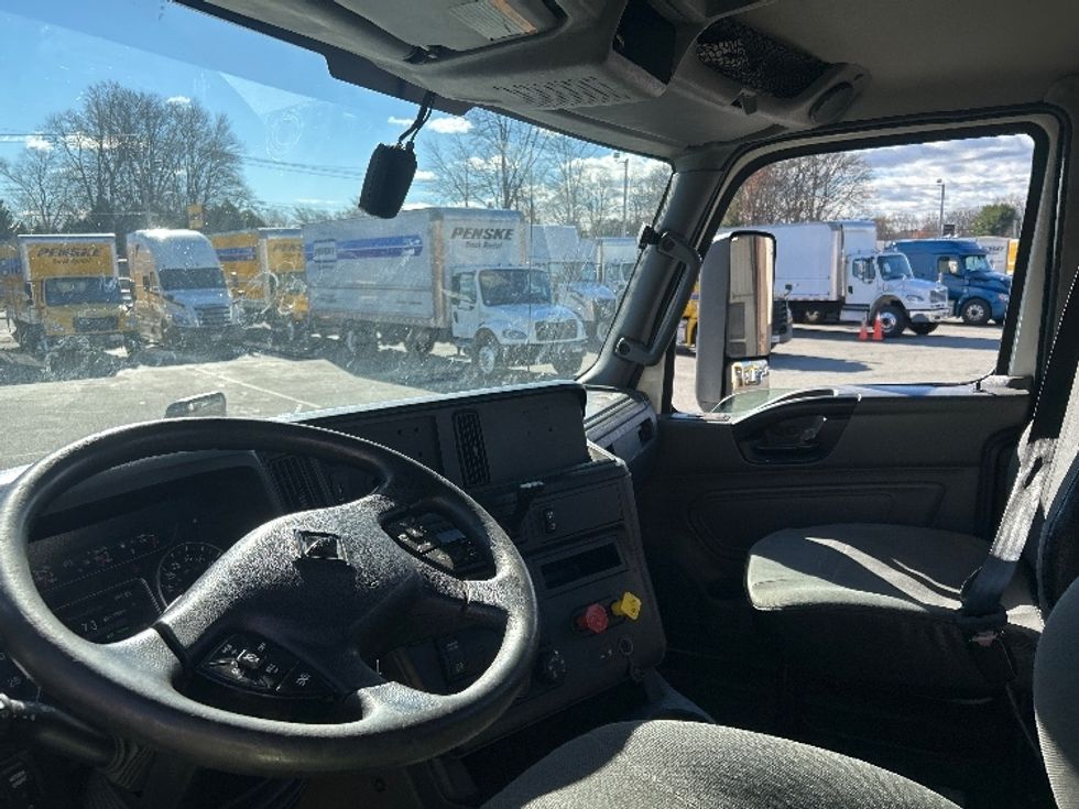 Day Cab Tractor-Heavy Duty Tractors-International-2020-LT625-Chicopee-MA-325,405\n\t\tmiles-$ 28,250 - Image 10