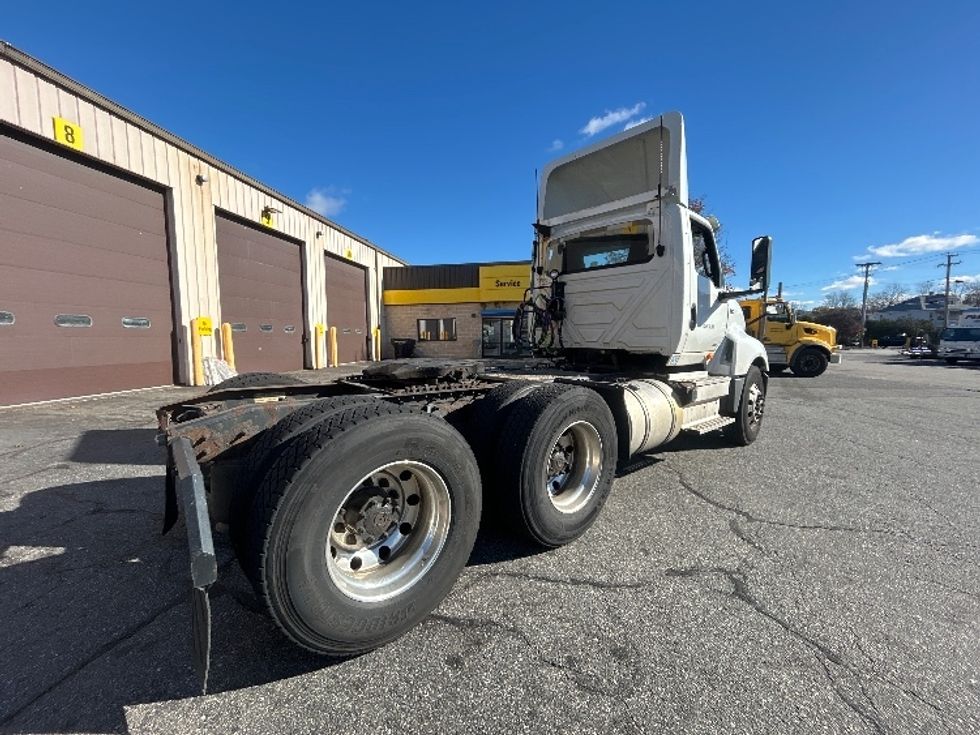 Day Cab Tractor-Heavy Duty Tractors-International-2020-LT625-Chicopee-MA-325,405\n\t\tmiles-$ 28,250 - Image 7