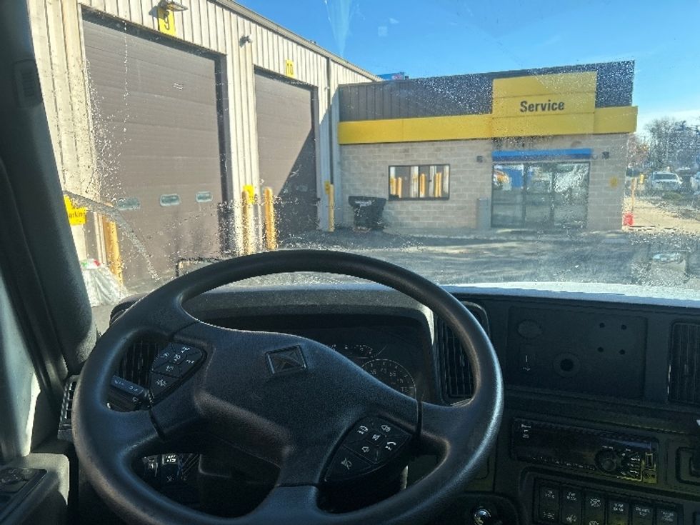 Day Cab Tractor-Heavy Duty Tractors-International-2020-LT625-Chicopee-MA-458,773\n\t\tmiles-$ 25,750 - Image 11