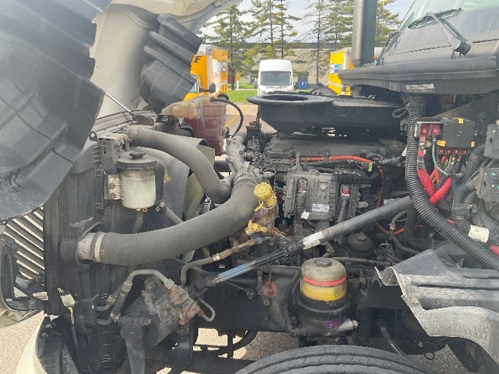 Day Cab Tractor-Heavy Duty Tractors-International-2020-LT625-Cincinnati-OH-436,733\n\t\tmiles-$ 23,750 - Image 15