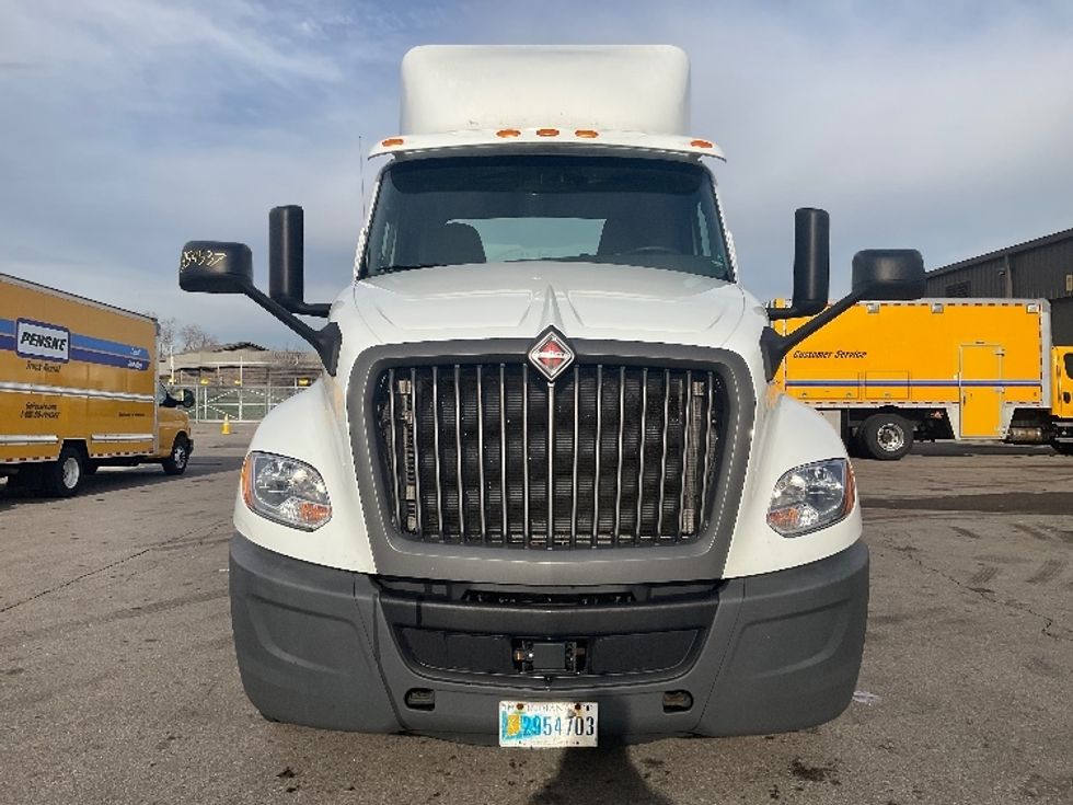 Day Cab Tractor-Heavy Duty Tractors-International-2020-LT625-Cincinnati-OH-436,733\n\t\tmiles-$ 23,750 - Image 2