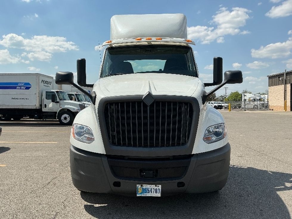 Day Cab Tractor-Heavy Duty Tractors-International-2020-LT625-Cincinnati-OH-446,129\n\t\tmiles-$ 22,500 - Image 2