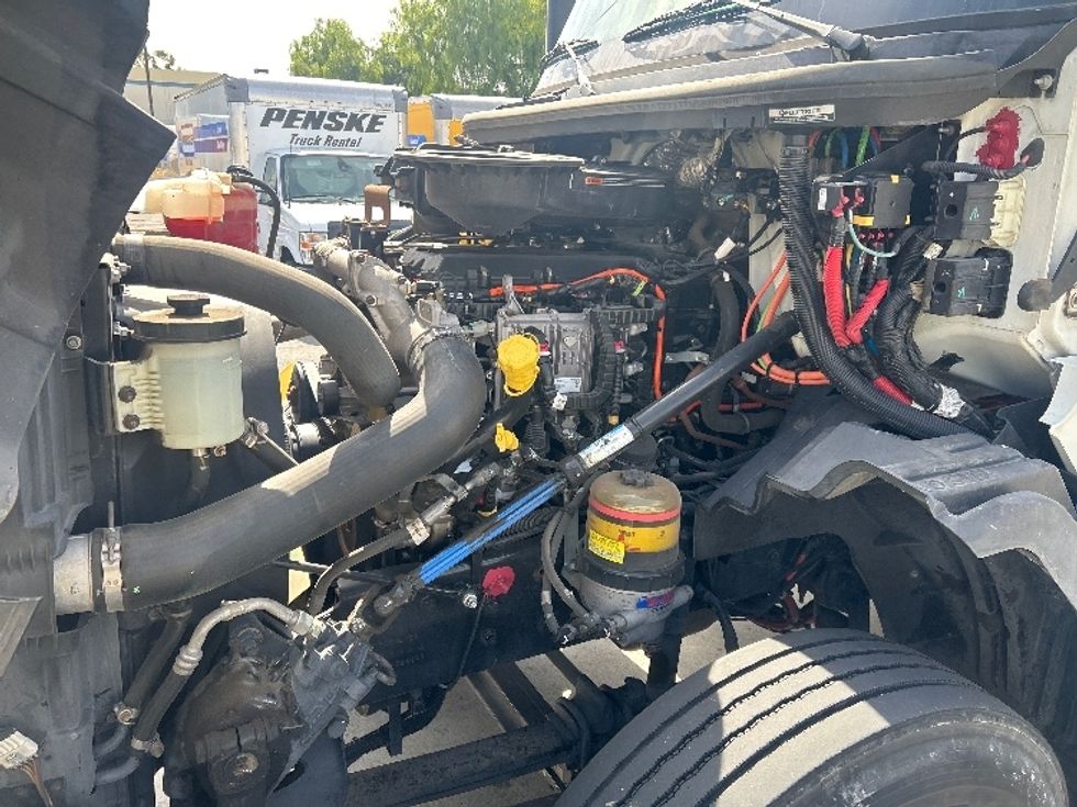 Day Cab Tractor-Heavy Duty Tractors-International-2020-LT625-City Of Industry-CA-180,441\n\t\tmiles-$ 34,500 - Image 16