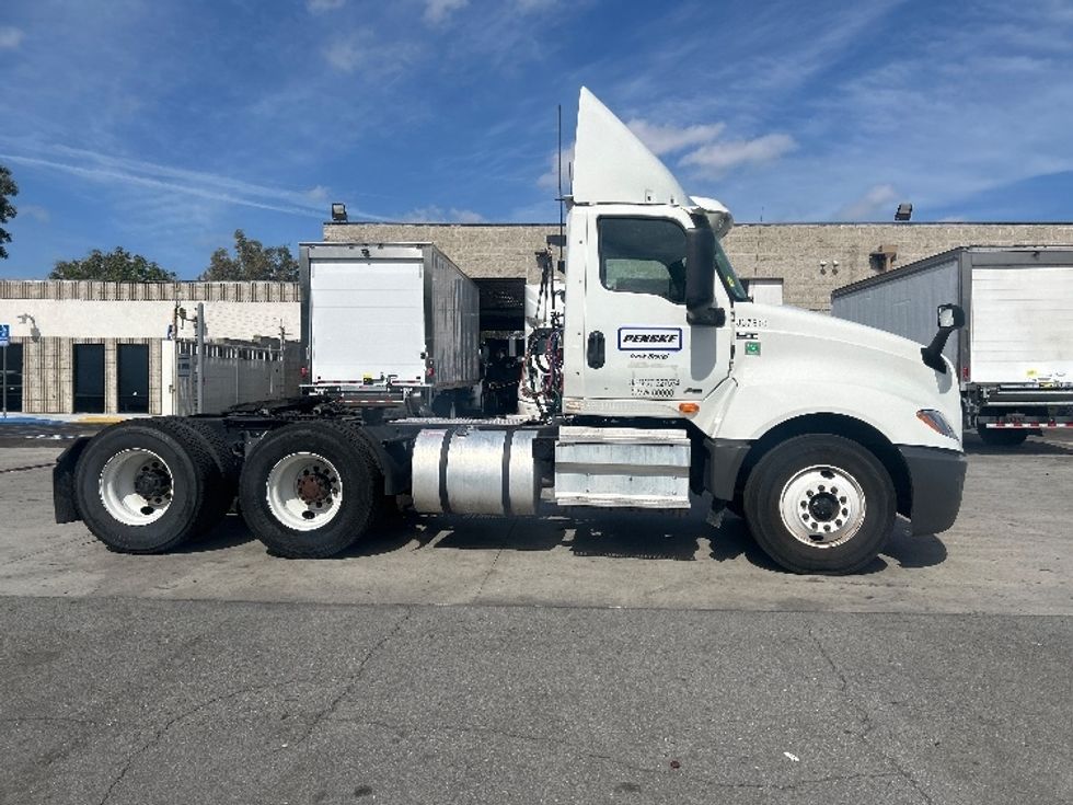 Day Cab Tractor-Heavy Duty Tractors-International-2020-LT625-City Of Industry-CA-180,441\n\t\tmiles-$ 34,500 - Image 8