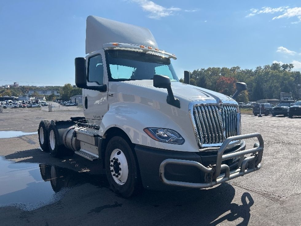Day Cab Tractor-Heavy Duty Tractors-International-2020-LT625-Clearfield-PA-508,705\n\t\tmiles-$ 23,250 - Image 1