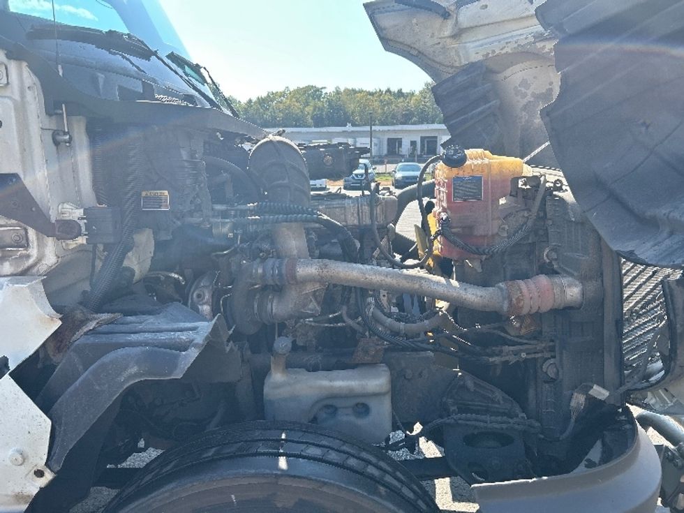 Day Cab Tractor-Heavy Duty Tractors-International-2020-LT625-Clearfield-PA-508,705\n\t\tmiles-$ 23,250 - Image 15