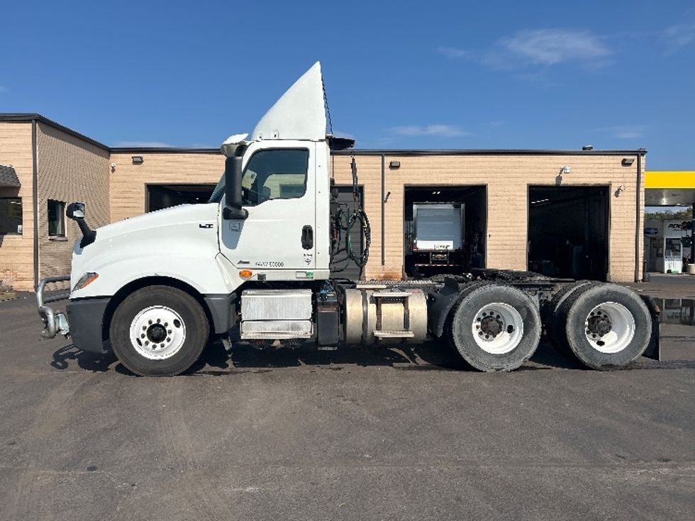 Day Cab Tractor-Heavy Duty Tractors-International-2020-LT625-Clearfield-PA-508,705\n\t\tmiles-$ 23,250 - Image 4